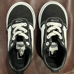 Vans size 6 toddlers